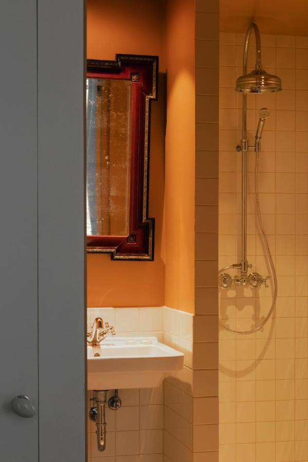 Pied A Terre Saint Honore Paris Luaran gambar